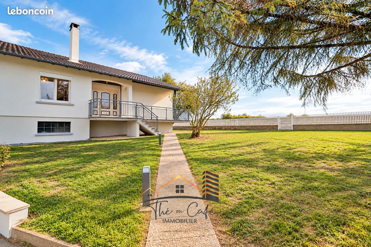 Maison 6 pièces 143 m² · à Volstroff · 143 m² · 499 000 €