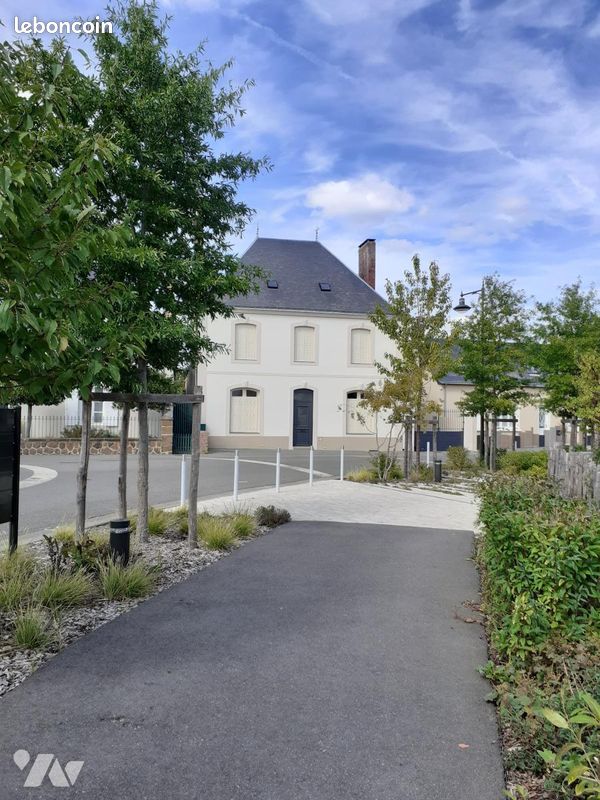 Maison 162 m² NEUVILLE SUR SARTHE (image 1)
