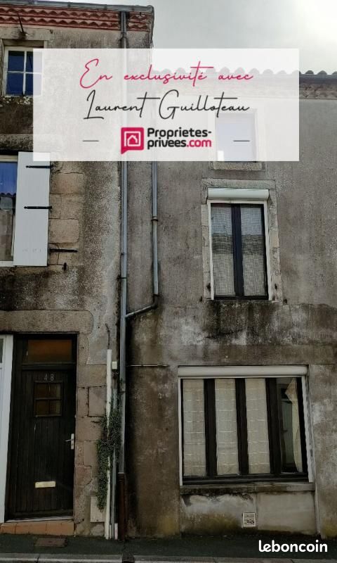 Maison 6 pièces 96 m² · à Mortagne-sur-Sèvre · 96 m² · 65 000 €