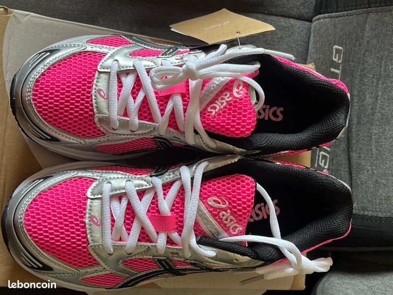 Baskets asics 40 (image 2)