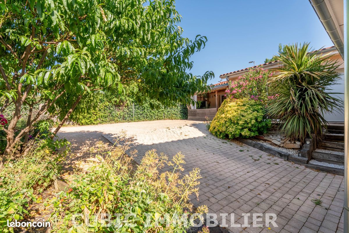 Maison 4 pièces 90 m² · à Blacé · 90 m² · 339 000 €