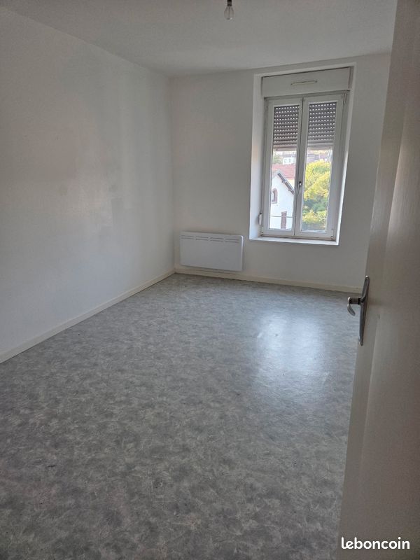 Appartement 3 pièces 45 m² · à Aillevillers-Et-Lyaumont · 45 m² · 350 €/mois