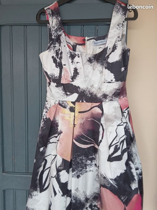 Robe femme T36 rhinashimento en bon état (image 2)