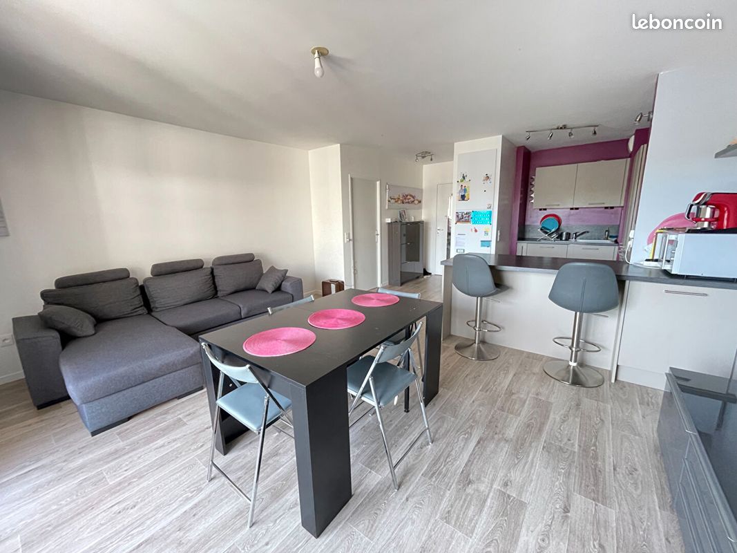 Appartement a louer dammarie-les-lys - 4 pièce(s) - 77 m2 - Surfyn