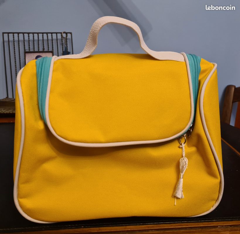 Trousse de toilette (image 1)