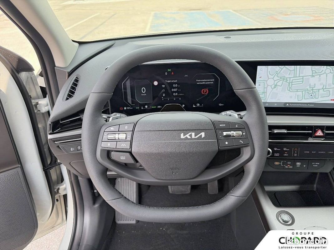 KIA Niro 1.6 GDi Hybride 138 ch DCT6 Premium (image 16)