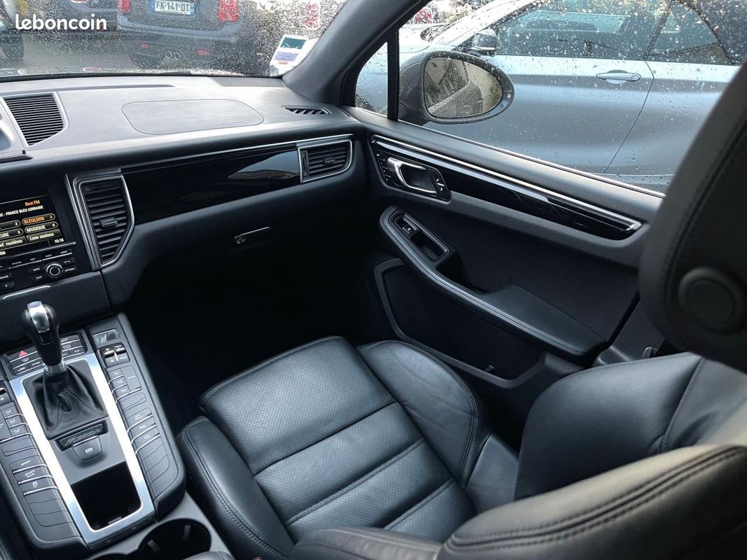 PORSCHE MACAN S 3.0i V6 - BV PDK (image 18)