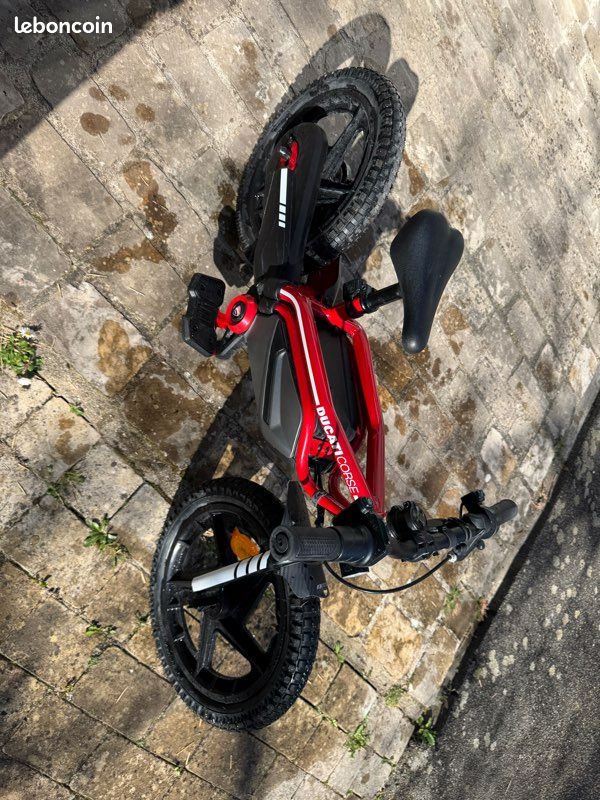 Moto Draisienne électrique DUCATI CORSE 16" - TBE (image 6)