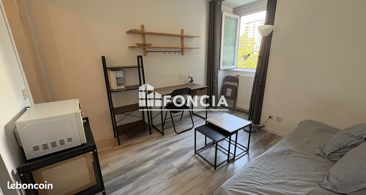 Appartement 1 pièce 18 m² · à Grenoble · 18 m² · 428 €/mois