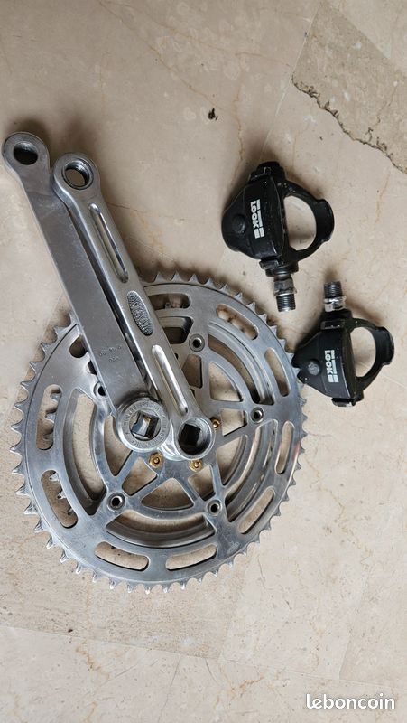 Plateaux et manivelles Stronglight en aluminium + avec cale pied auto Look (image 1)