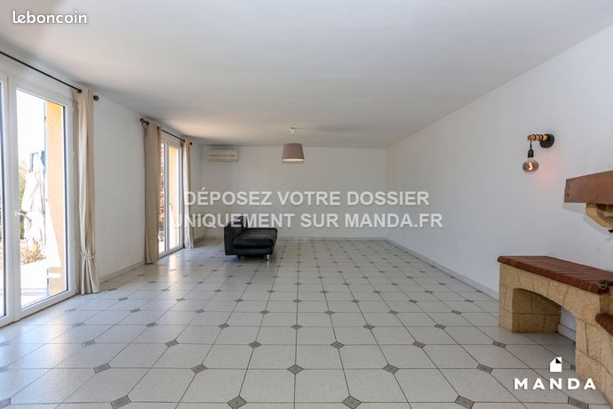 https://img.leboncoin.fr/api/v1/lbcpb1/images/ea/ec/1e/eaec1eda4c86b984332773020a56822ee6b0d533.jpg?rule=ad-image