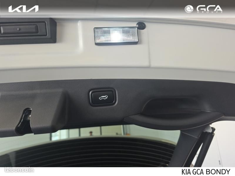 Kia Niro 1.6 GDi 138ch HEV Premium DCT6 (image 17)