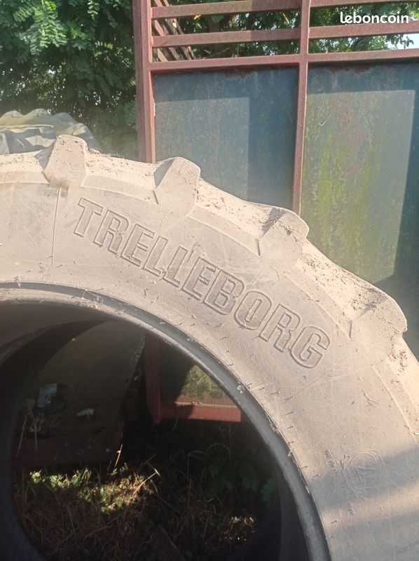 Pneu tracteur (image 2)