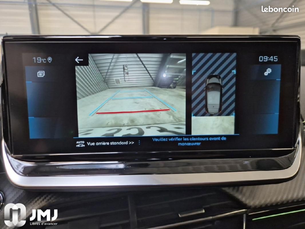 Peugeot 208 PureTech 100 S&S BVM6 GT (image 13)
