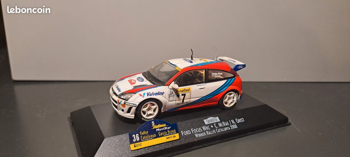 Miniature 1/43 FORD FOCUS WRC vainqueur rallye catalogne 2000 (image 1)