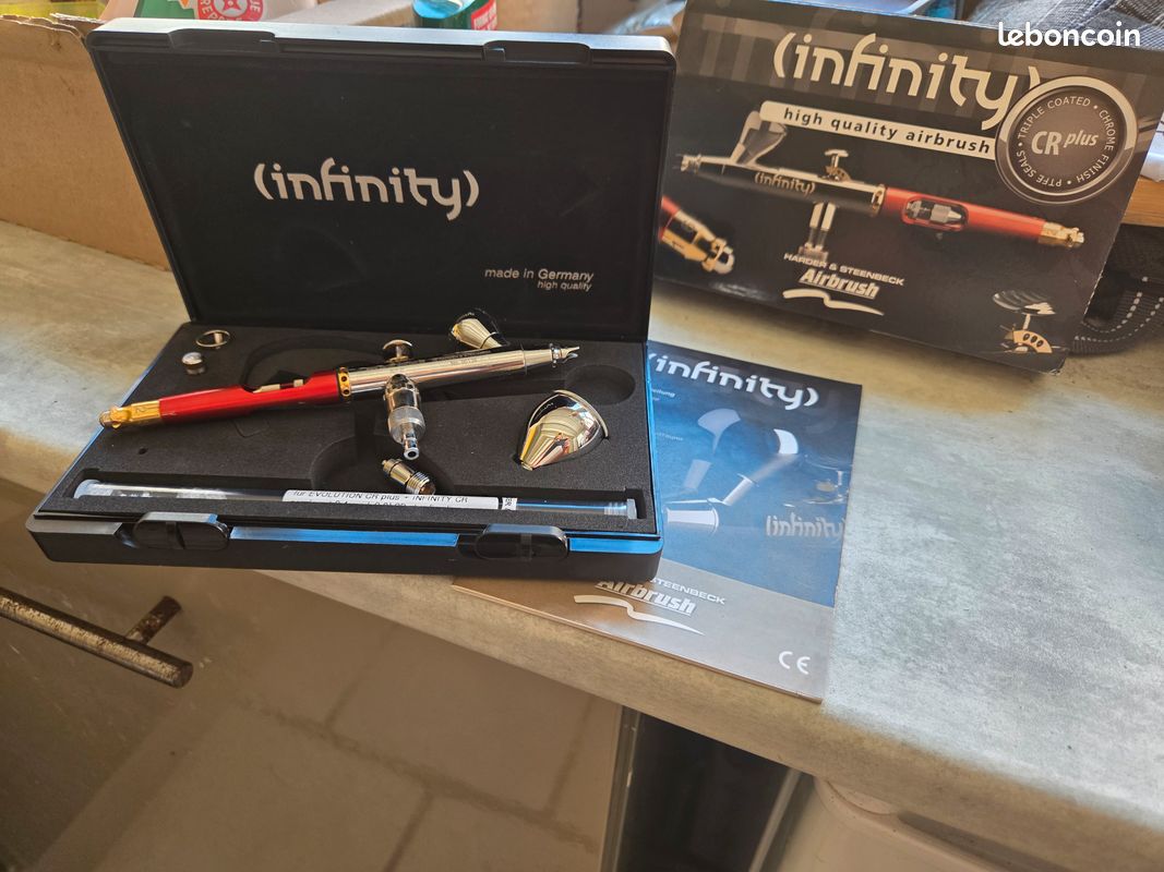 Aerographe infinity cr plus complet servie 2 fois comme neuf (image 2)