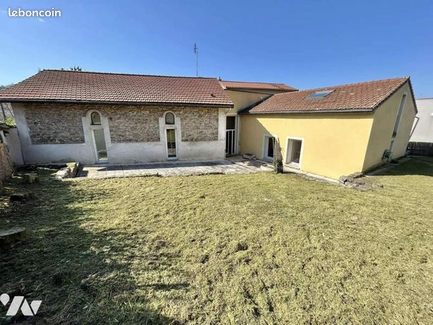 Maison 9 pièces 212 m²