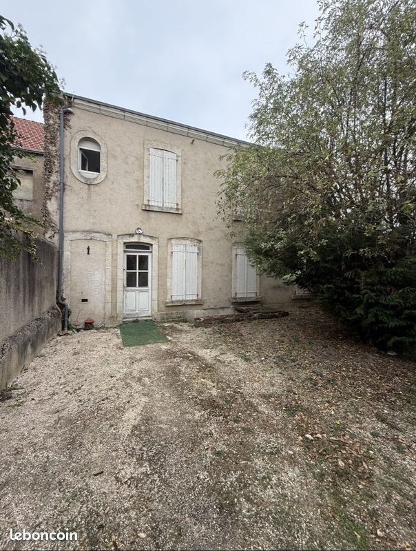 Maison 4 pièces 75 m² · à Vierzon · 75 m² · 60 000 €