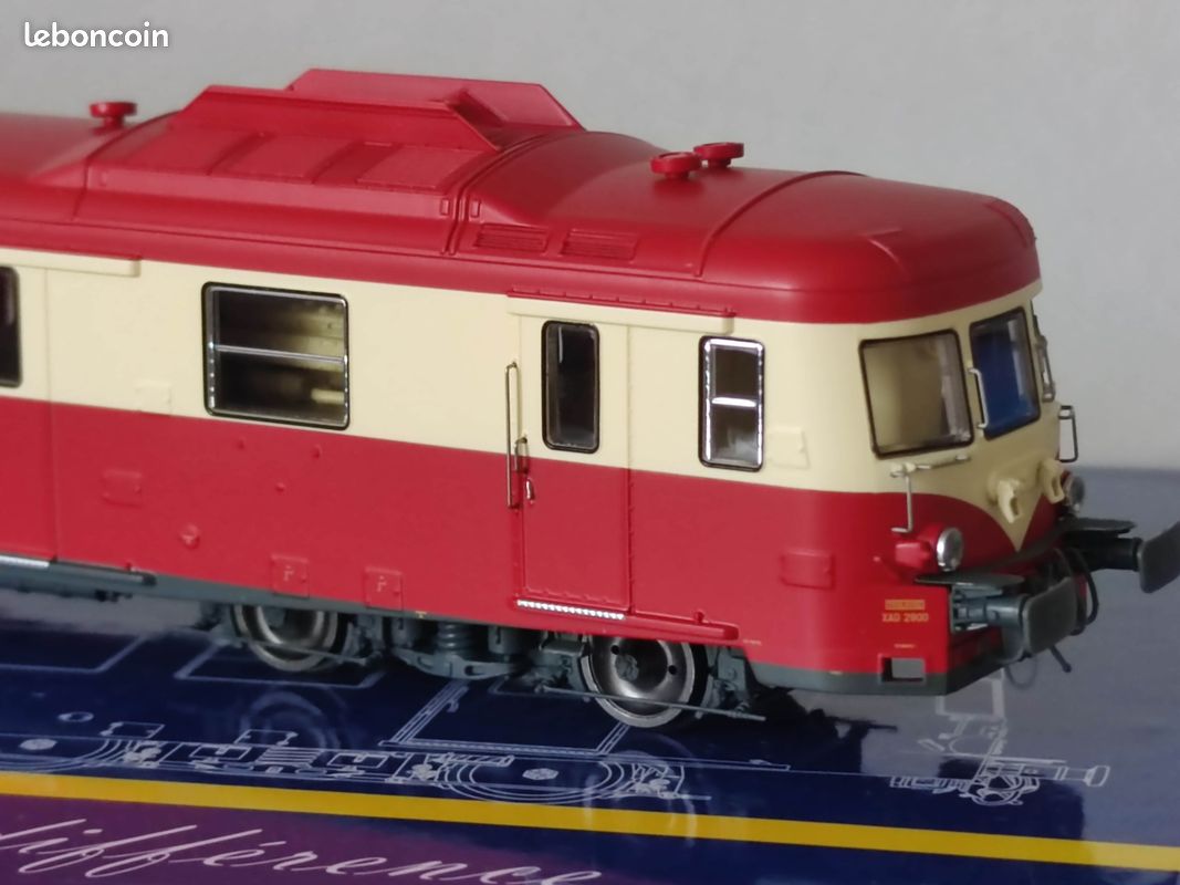 Ree Modeles MB231.S – Autorail X 2900 1ère Classe – Époque IV – Echelle HO (1/87)