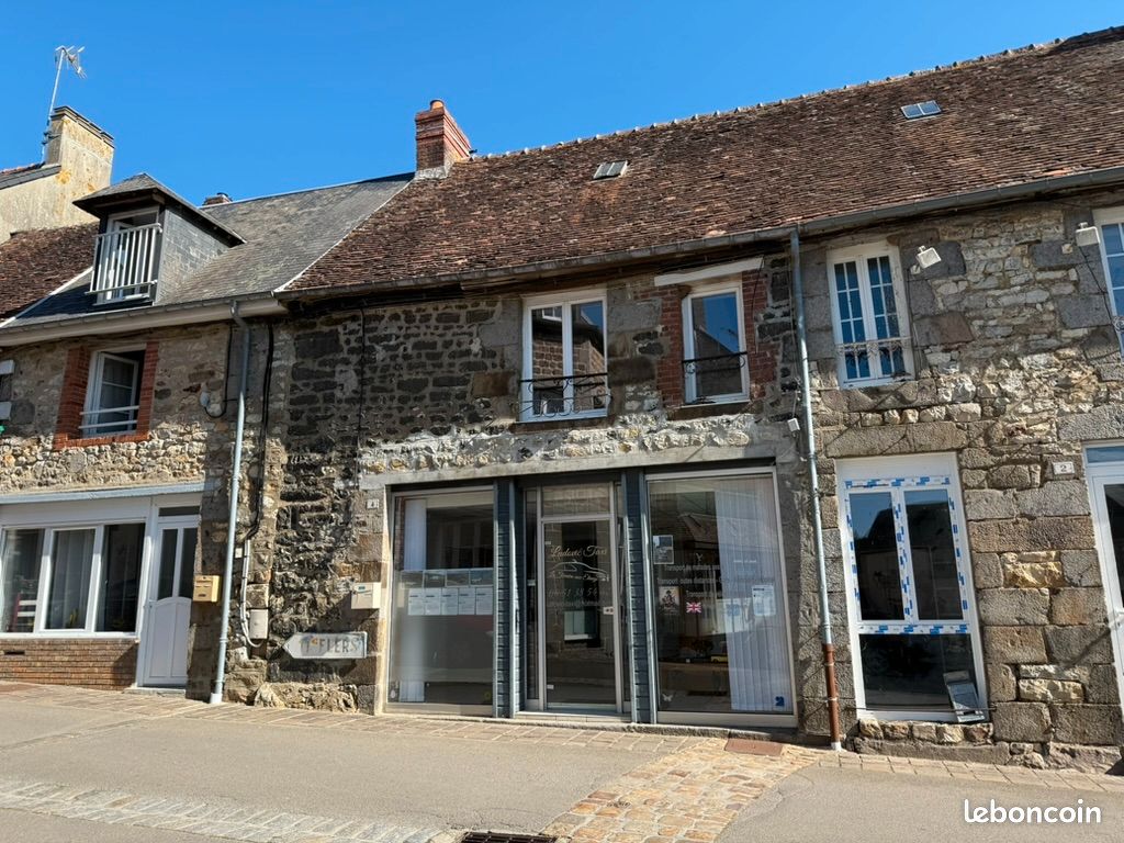 Maison 4 pièces 81 m² · à La Ferrière-aux-Étangs · 81 m² · 35 000 €