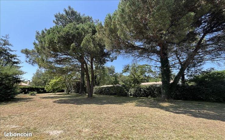 Terrain 577 m² Laruscade