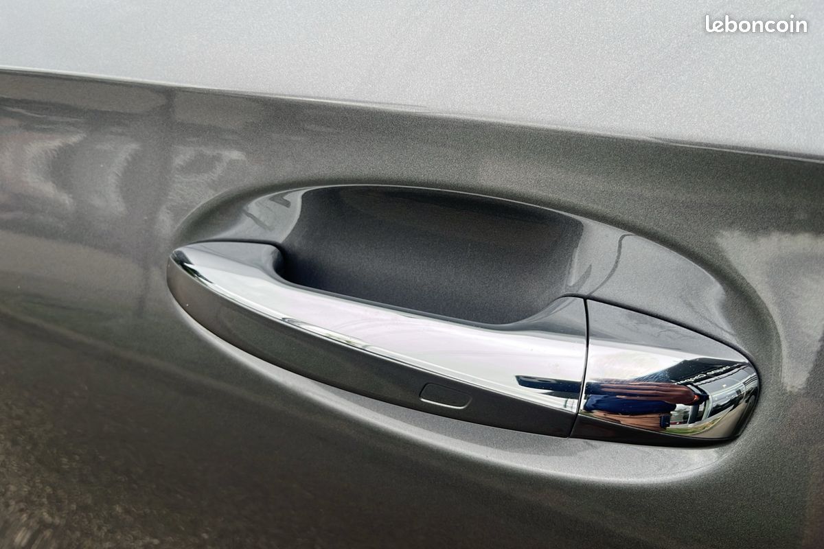 MERCEDES Classe A 200 AMG Line (image 24)