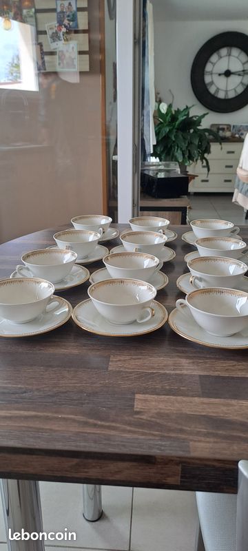 Service à café porcelaine (image 3)