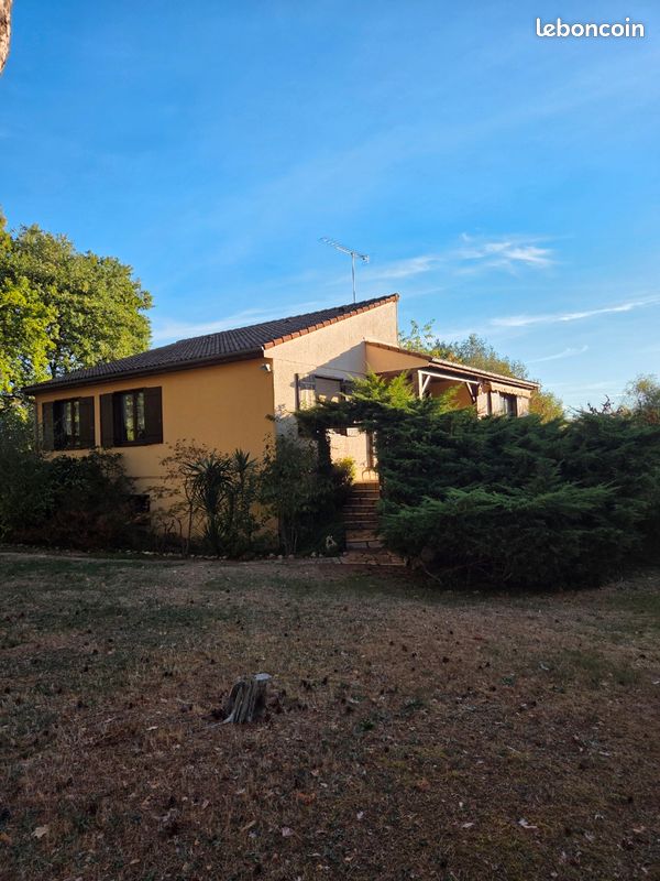 Maison 6 pièces 120 m² · à Orléat · 120 m² · 195 000 €