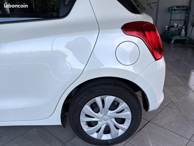 Suzuki Swift 1.2 Dualjet Hybrid 83ch Avantage (image 4)