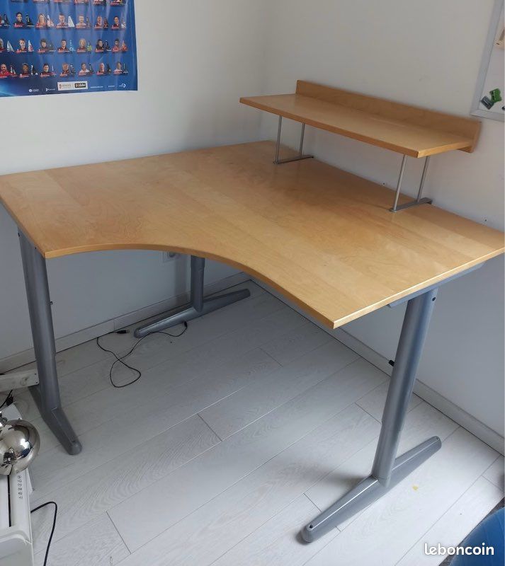 Vends bureau d’angle (image 1)
