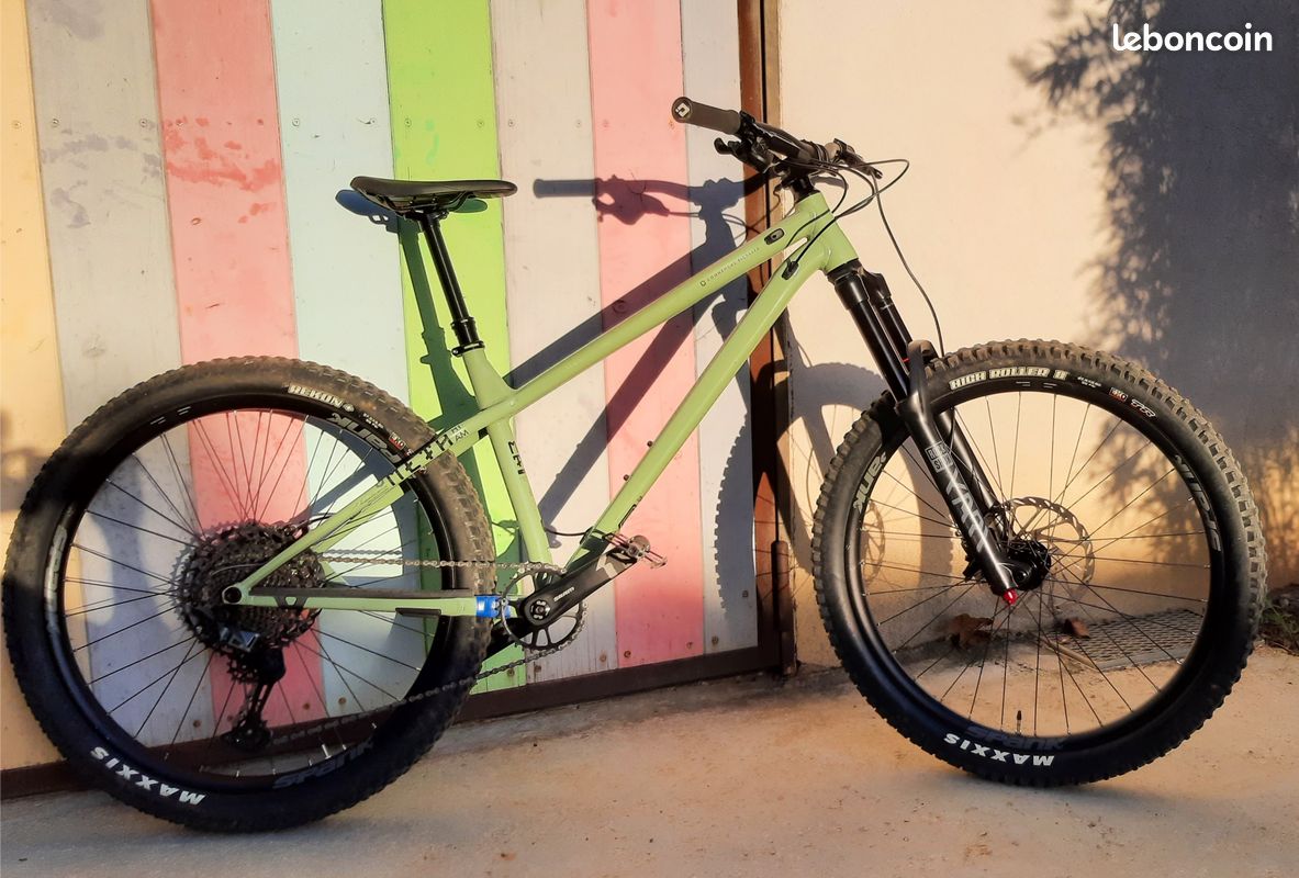 Commencal Meta HT AM Essential (image 2)