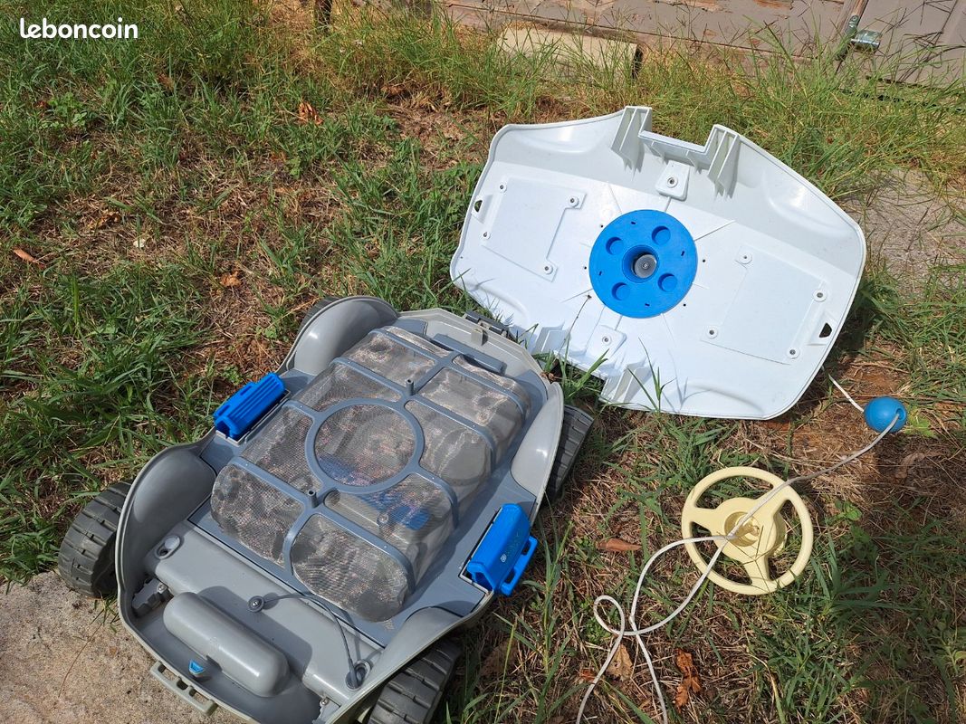 Robot piscine RACER Wizz (image 3)