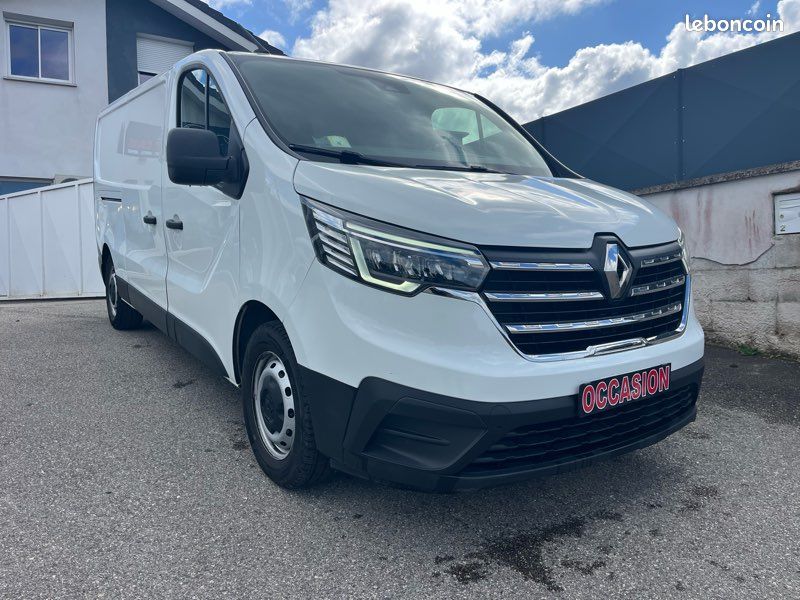 🚚 renault trafic iii l2h1 3t 2.0 dci 150 confort edc 14158 ht (image 4)