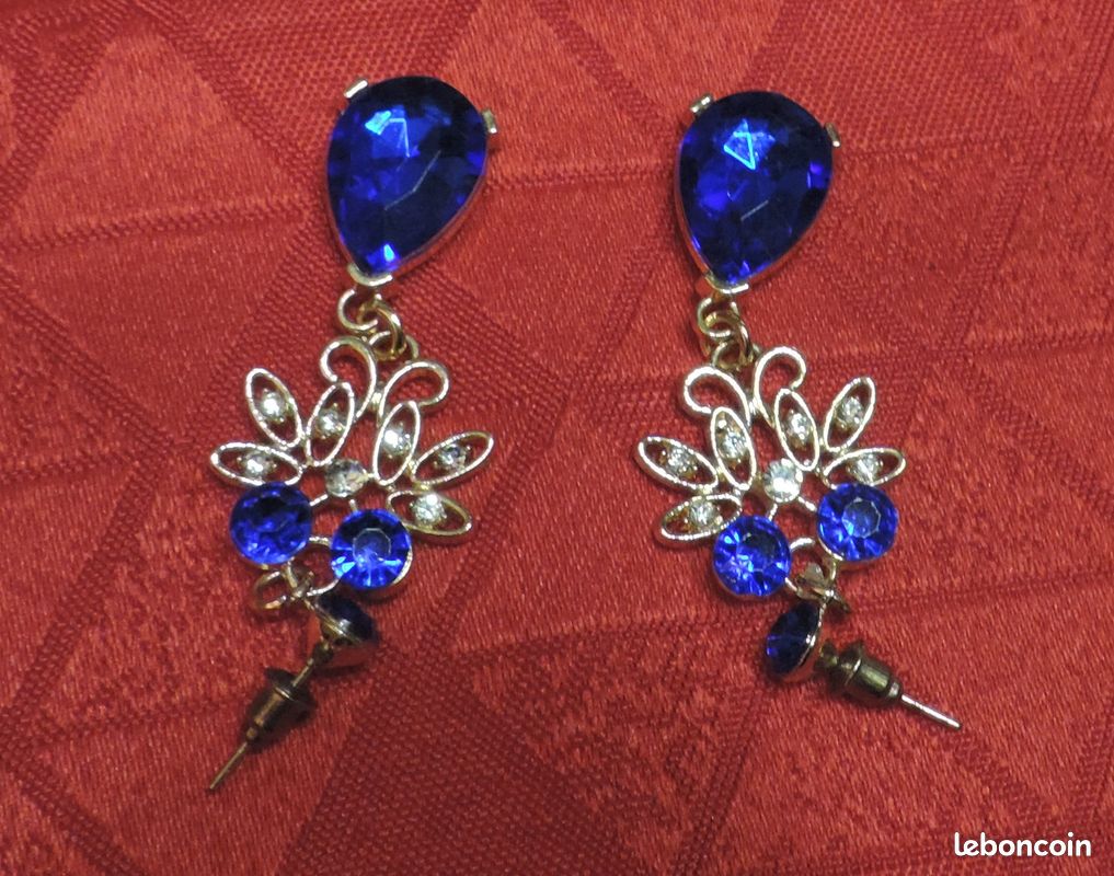 Parure Bijoux Collier Et Boucles D'Oreilles - Perles Bleues Sur Métal - Neuf Avec étiquettes