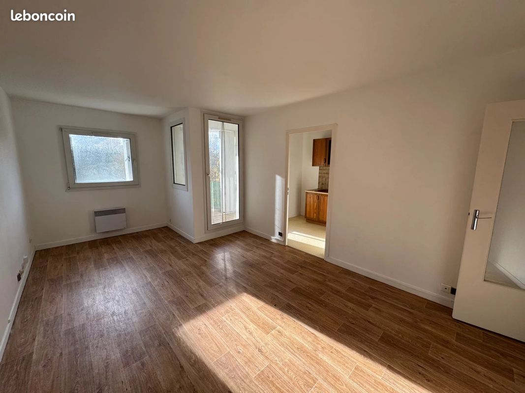 Appartement 1 pièce 35 m² · à Chennevières-sur-Marne · 35 m² · 730 €