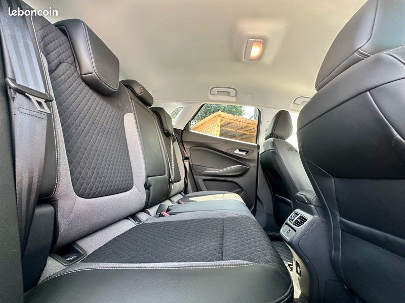 Opel Grandland X 1.2 Turbo 130ch Edition (image 12)