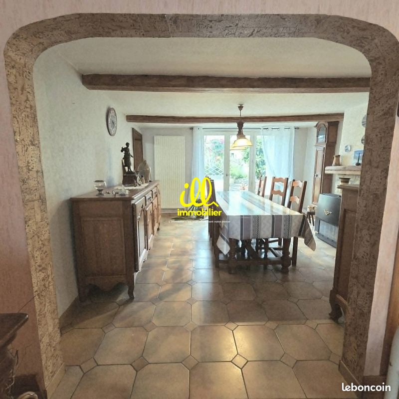 Maison 5 pièces 111 m² · à Vireux-Wallerand · 111 m² · 125 000 €