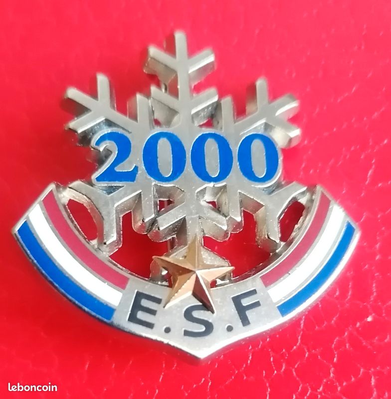 Broche Flocon De Neige Avec 2 étoiles - Type ESF - Occasion