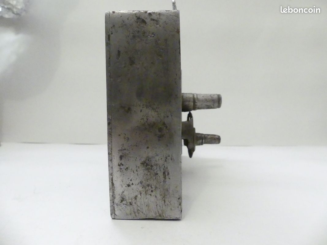 Serrure Forte Double Clé – Porte Château, France XVIIIe, Fer Forgé, Collection