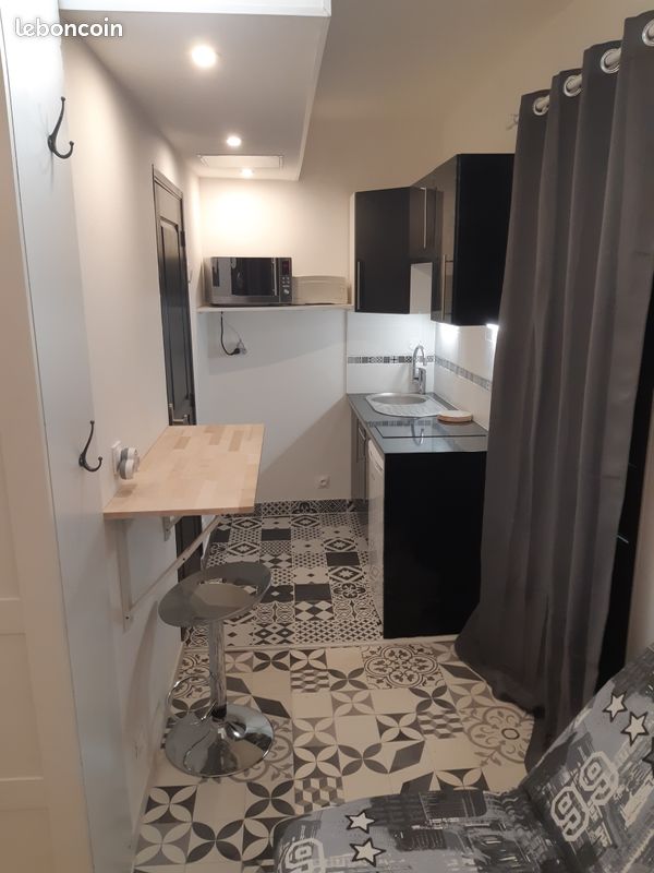 Appartement 1 pièce 15 m² · à Amiens · 15 m² · 375 €