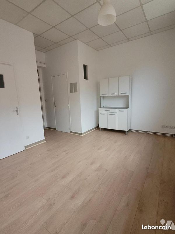 Studio 1 pièce 24 m² (image 3)