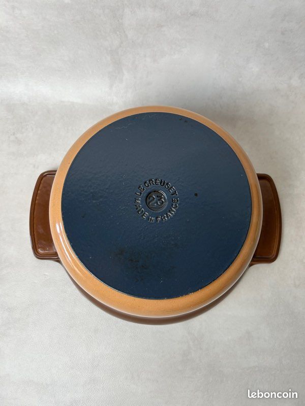 Cocotte Ronde Le Creuset 19 Cm – Marron – Fonte émaillée – Made In France