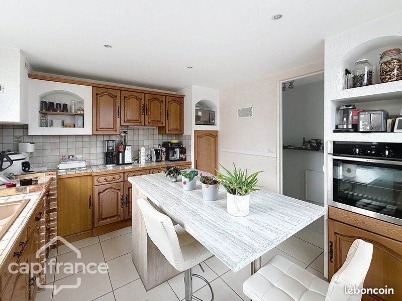 Maison 5 pièces 112 m² · à Pas-de-Jeu · 112 m² · 129 000 €