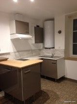 Loue appart. T1 28M2 centre Paray