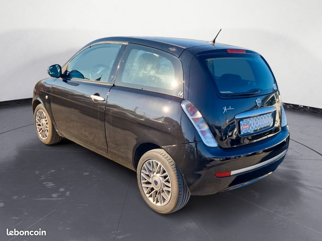 Lancia Ypsilon 1.2L 70 CH CLIM (image 3)