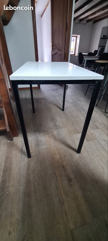 Table blanche (image 3)