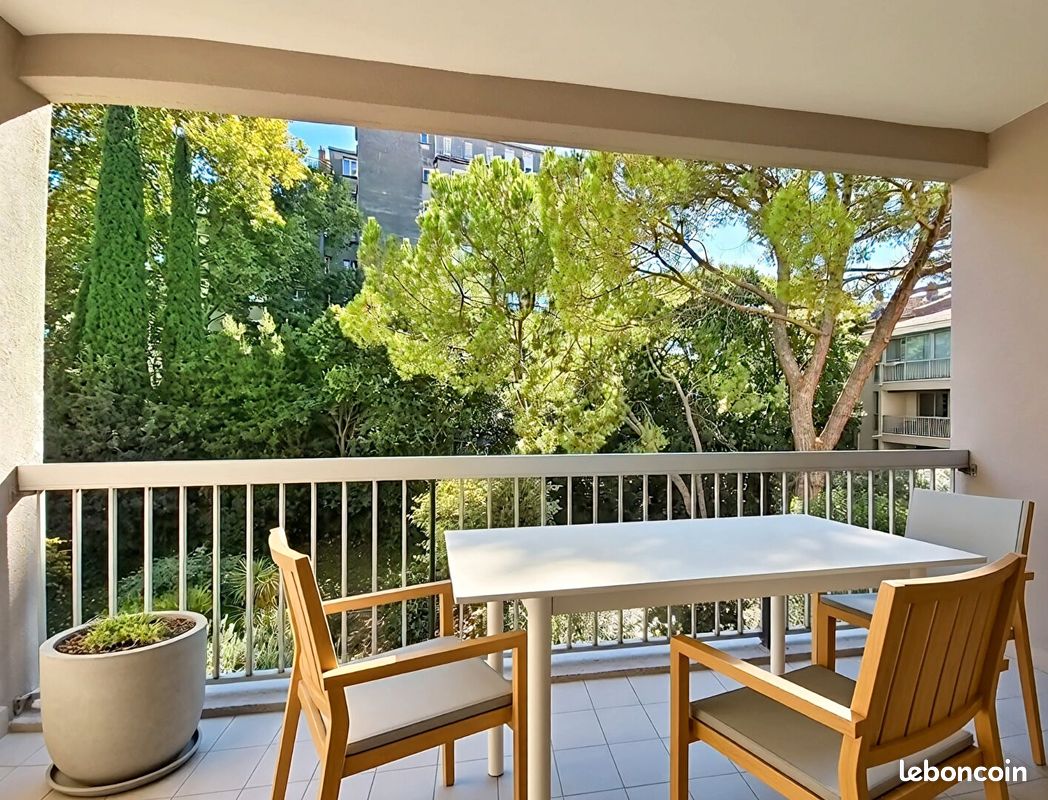 Appartement 3 pièces 70 m² · à Avignon · 70 m² · 210 000 €
