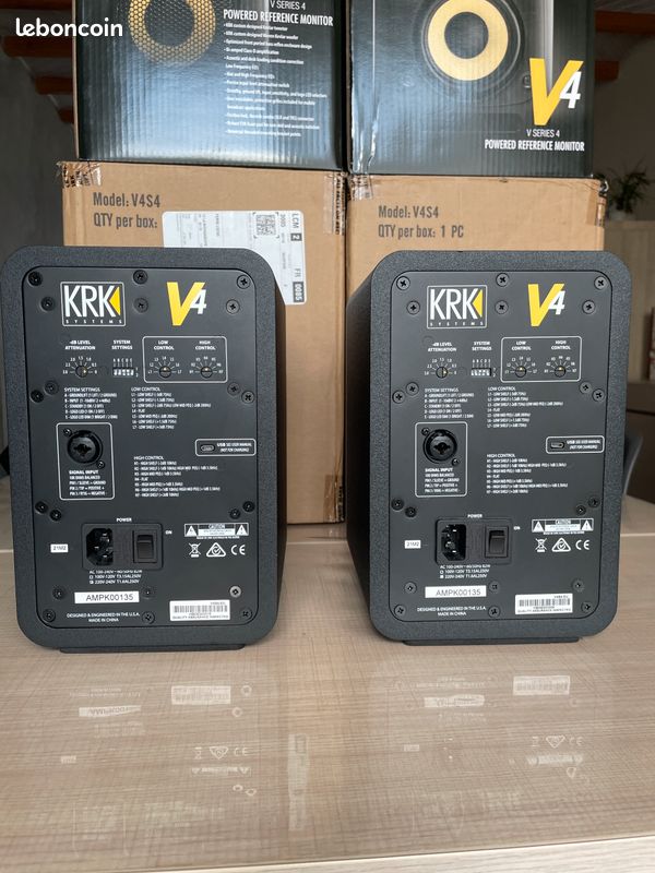 MONITOR DE ESTUDIO KRK ROKIT 6 G1