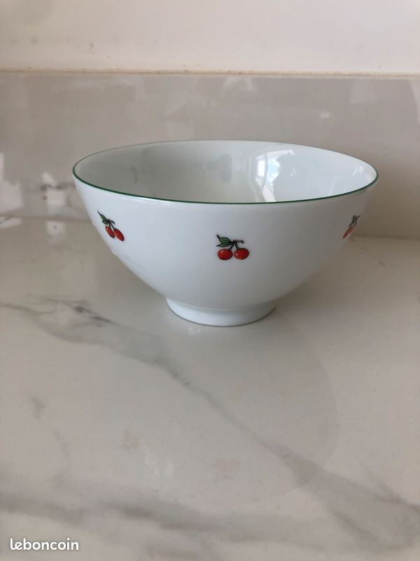 Bol ancien en porcelaine neuf (image 1)