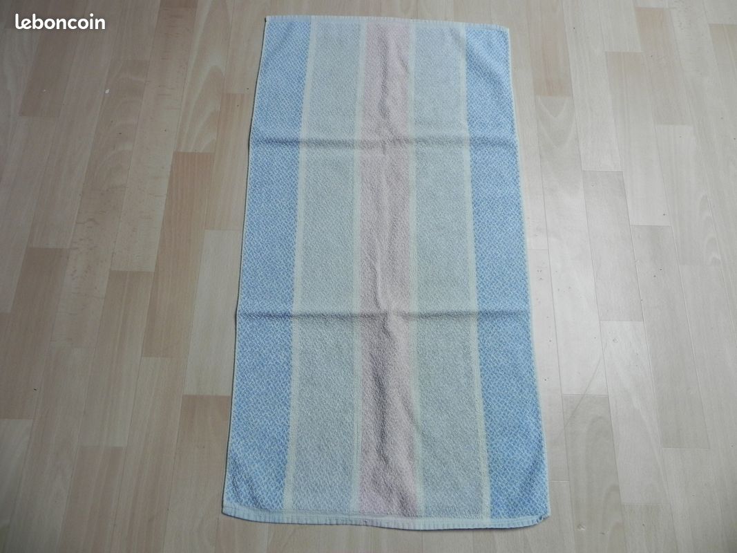 Serviette de toilette (image 1)